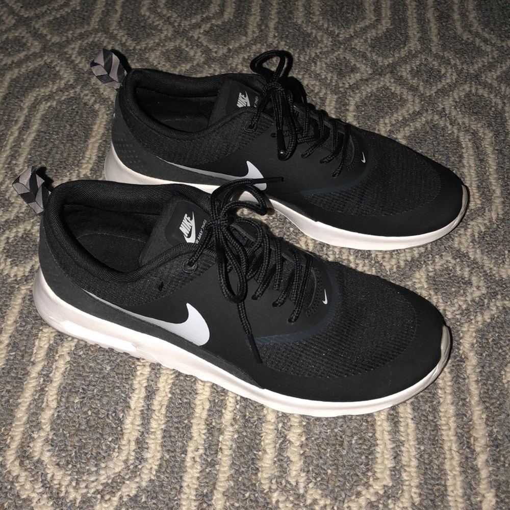 Air Max Thea